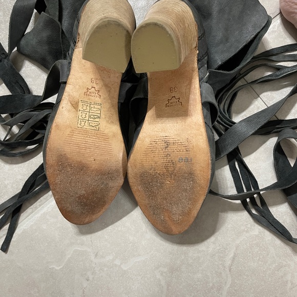 FREE PEOPLE SEVEN WONDERS BOOTIES (TAN) - SIZE 7 1/2 - Picture 7 of 7